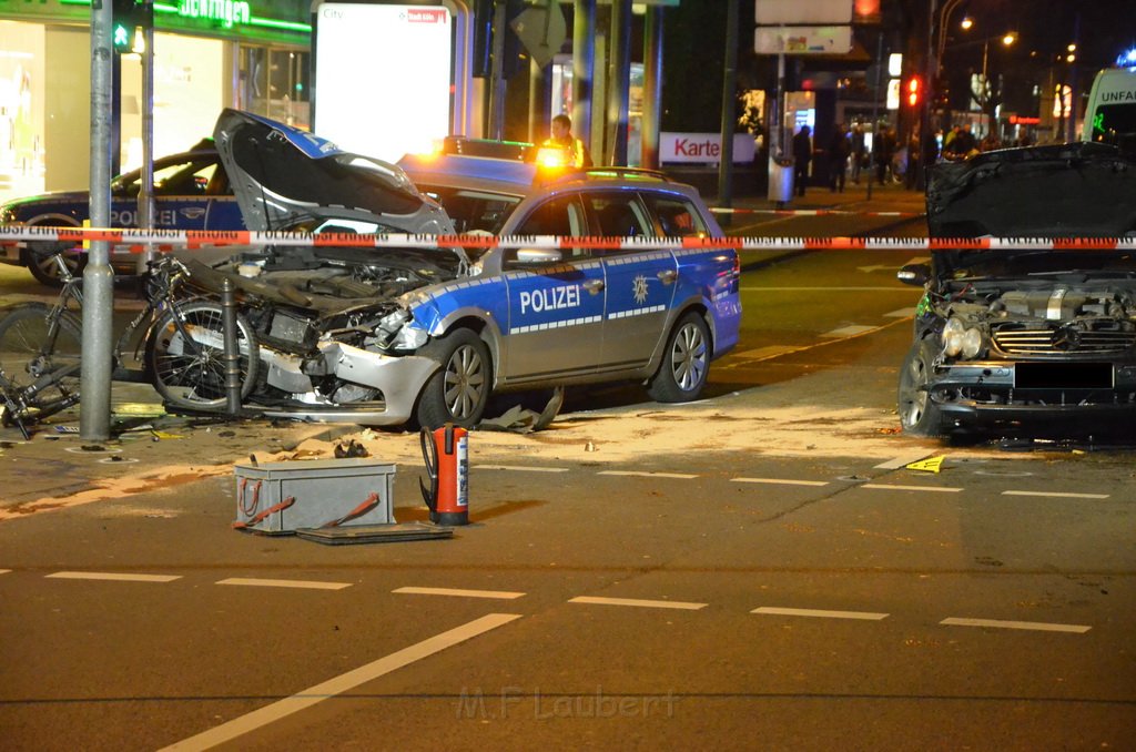 VU Pol Pkw Koeln Mitte Hahnenstr Im Laach P056.JPG